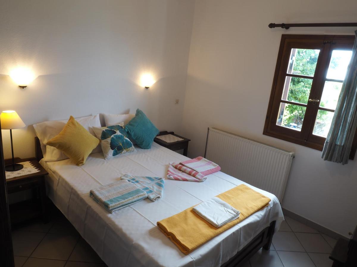 Felitsia Apartments & Studios Agios Ioannis  Екстер'єр фото