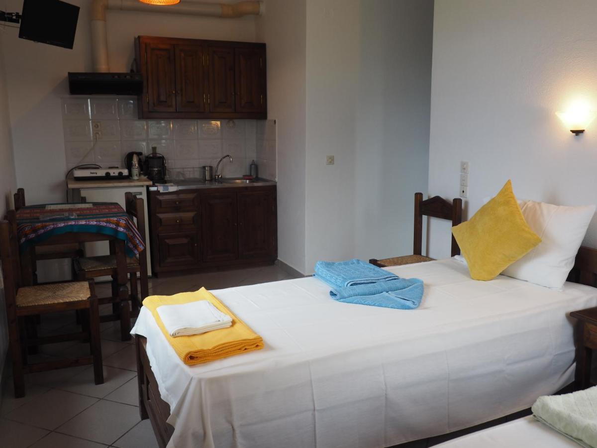 Felitsia Apartments & Studios Agios Ioannis  Екстер'єр фото
