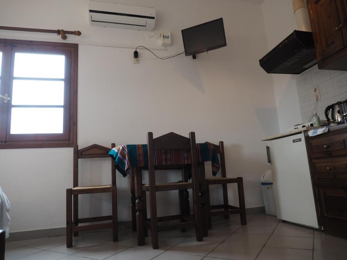 Felitsia Apartments & Studios Agios Ioannis  Екстер'єр фото