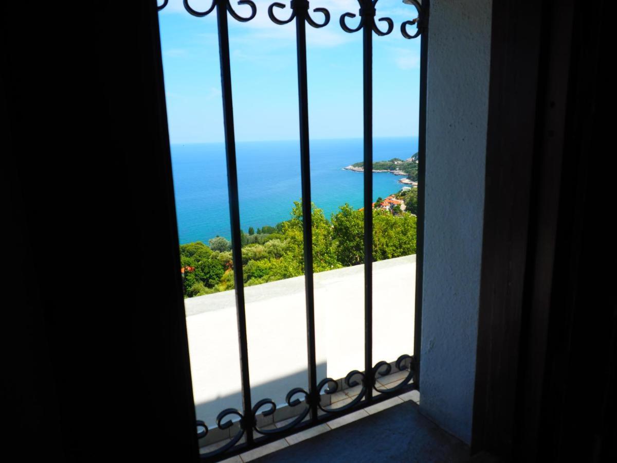 Felitsia Apartments & Studios Agios Ioannis  Екстер'єр фото