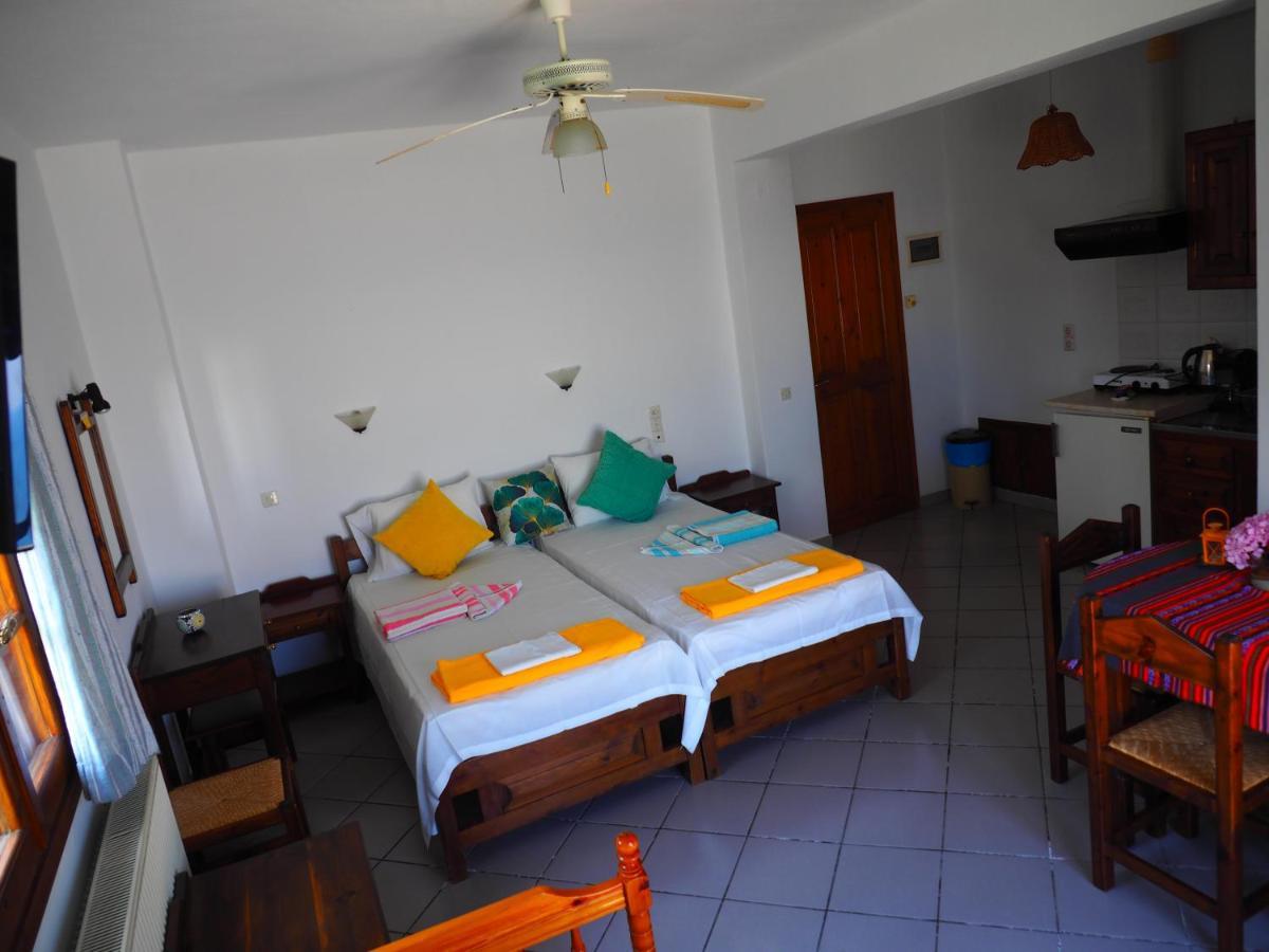 Felitsia Apartments & Studios Agios Ioannis  Екстер'єр фото